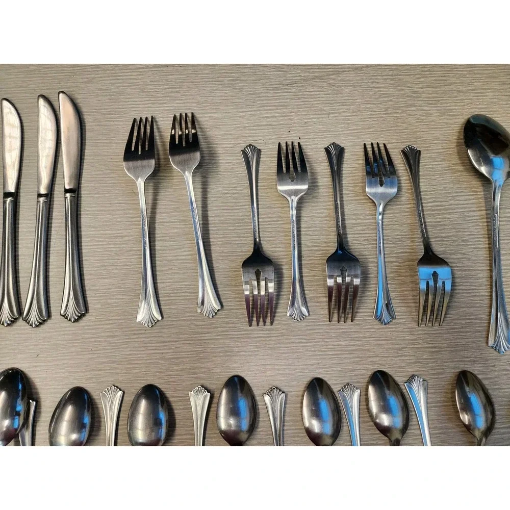 Stanley Roberts Rogers Co‎ SS Triumph Forks Knives Spoons Assortment 35 Pcs